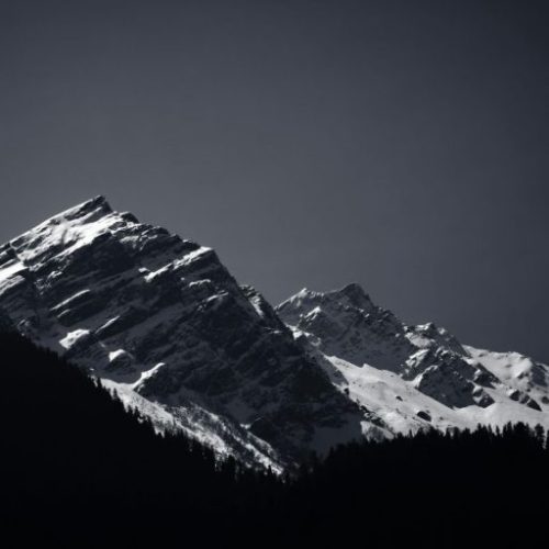 photo-1682334288172-88e43f2d7d59 photo-1682334288172-88e43f2d7d59